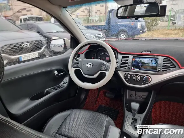 Kia Morning 2011 1.0 автомат (гидро), миниатюра 10