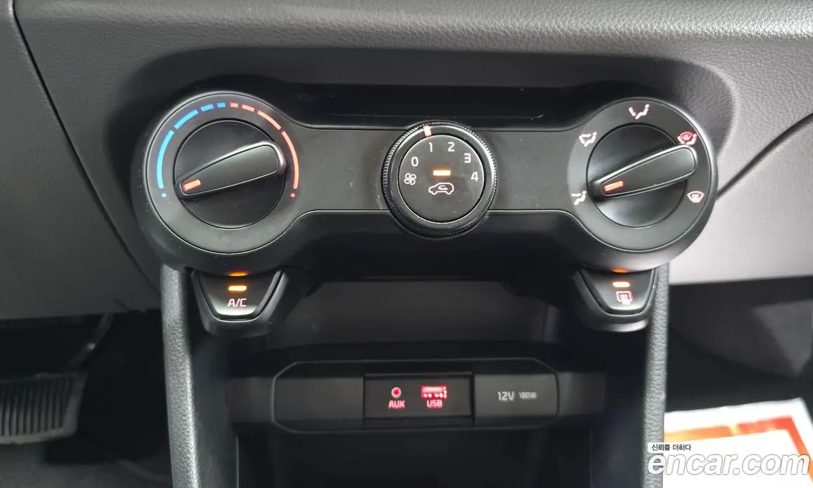 Kia Morning 2018 1.0 автомат (гидро), фото 17 Kia Morning 2018 1.0 автомат (гидро), фото 17
