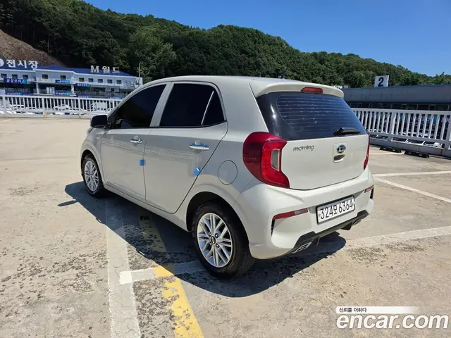Kia Morning 2020 1.0 автомат (гидро), миниатюра 7 Kia Morning 2020 1.0 автомат (гидро), миниатюра 7