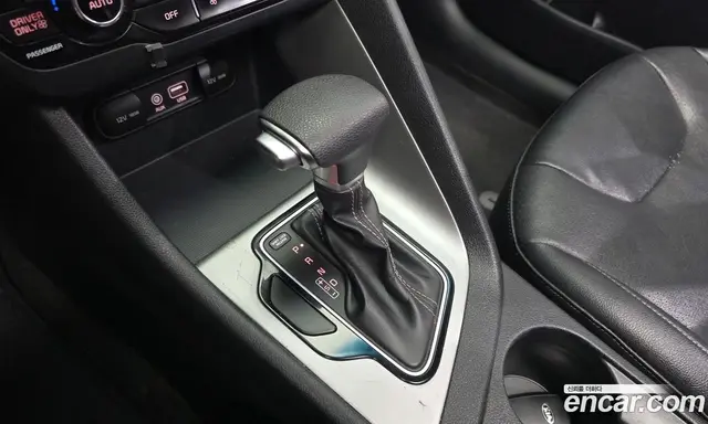 Kia Niro 2017 1.6 автомат (гидро), миниатюра 12