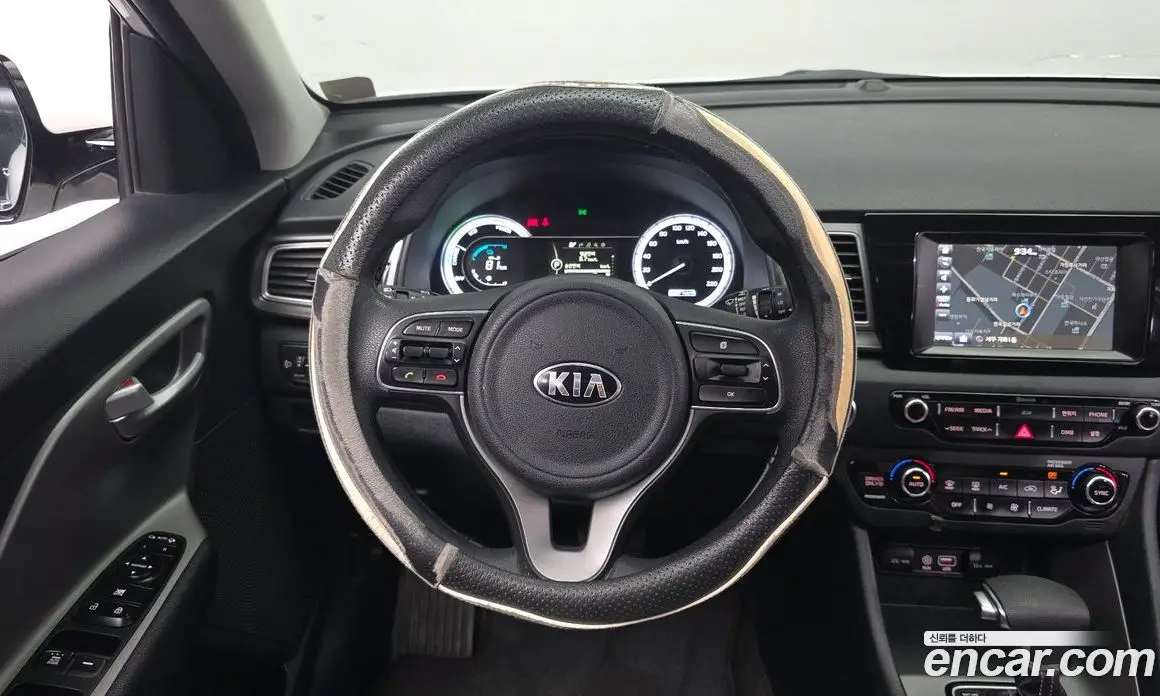 Kia Niro 2017 1.6 автомат (гидро), фото 19