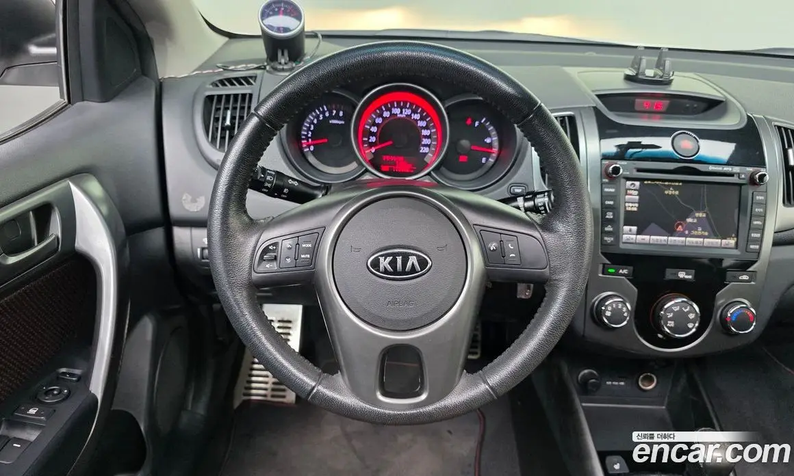 Kia Porte 2011 2.0 механика, фото 13