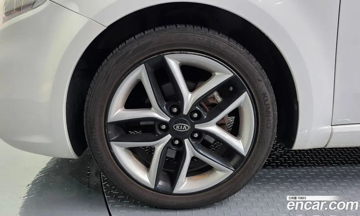 Kia Porte 2011 2.0 механика, фото 5