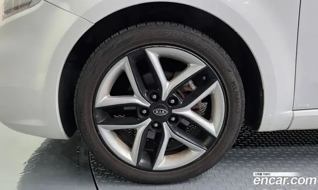 Kia Porte 2011 2.0 механика, миниатюра 5