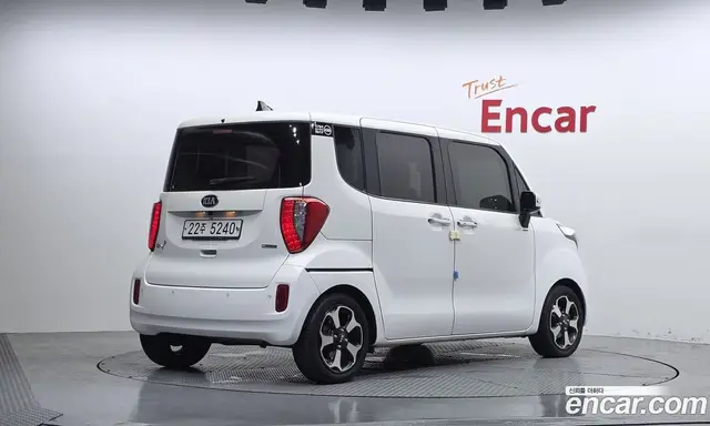 Kia Ray 2015 1.0 автомат (гидро), миниатюра 2