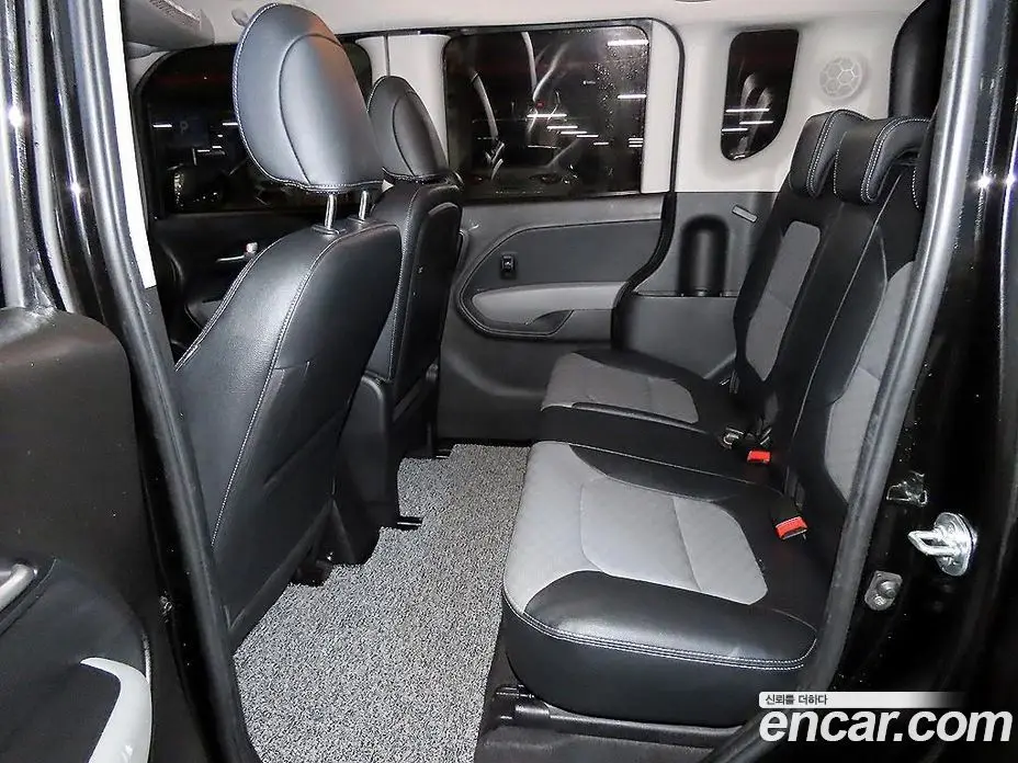 Kia Ray 2021 1.0 автомат (гидро), фото 7