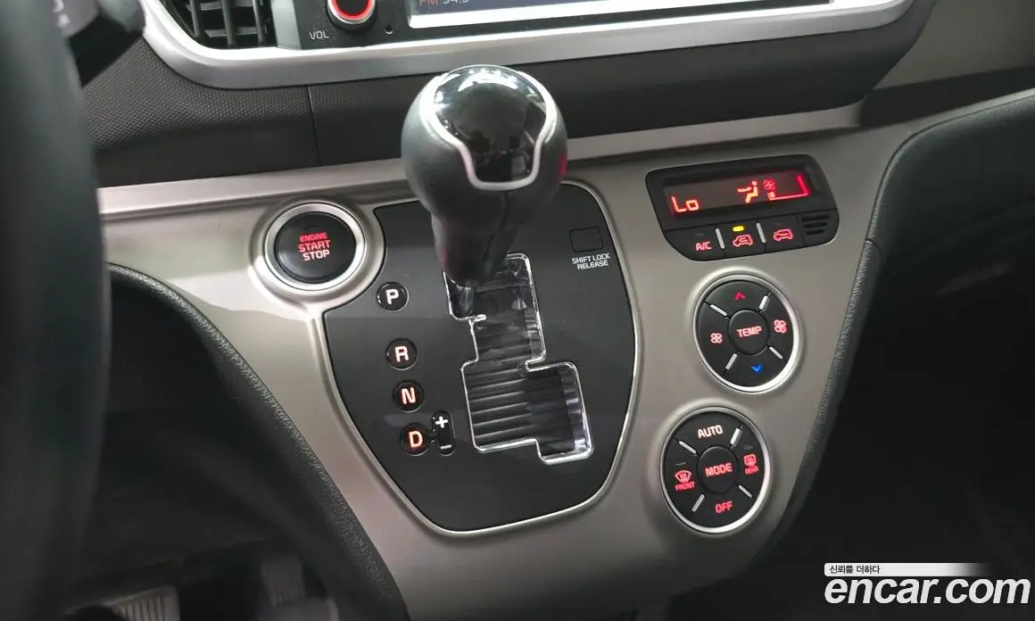 Kia Ray 2021 1.0 автомат (гидро), фото 12