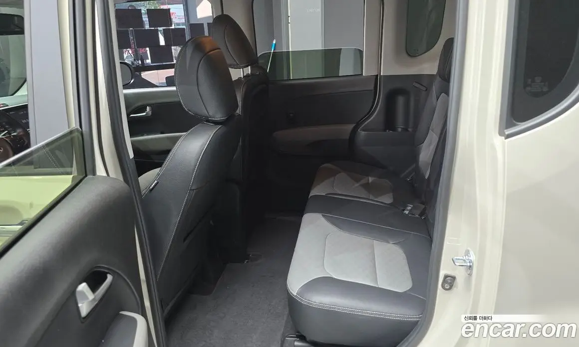 Kia Ray 2021 1.0 автомат (гидро), фото 18
