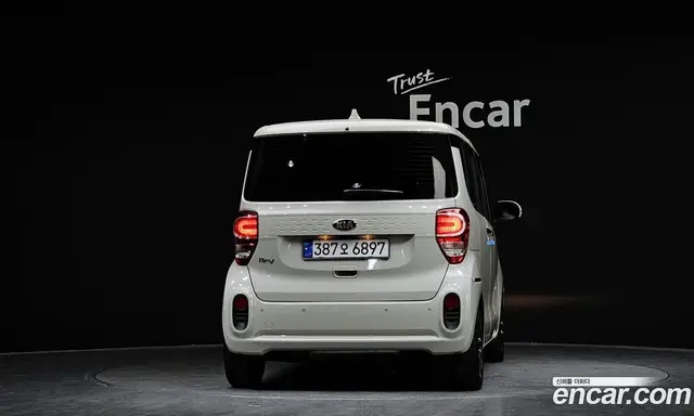 Kia Ray 2021 1.0 автомат (гидро), миниатюра 4