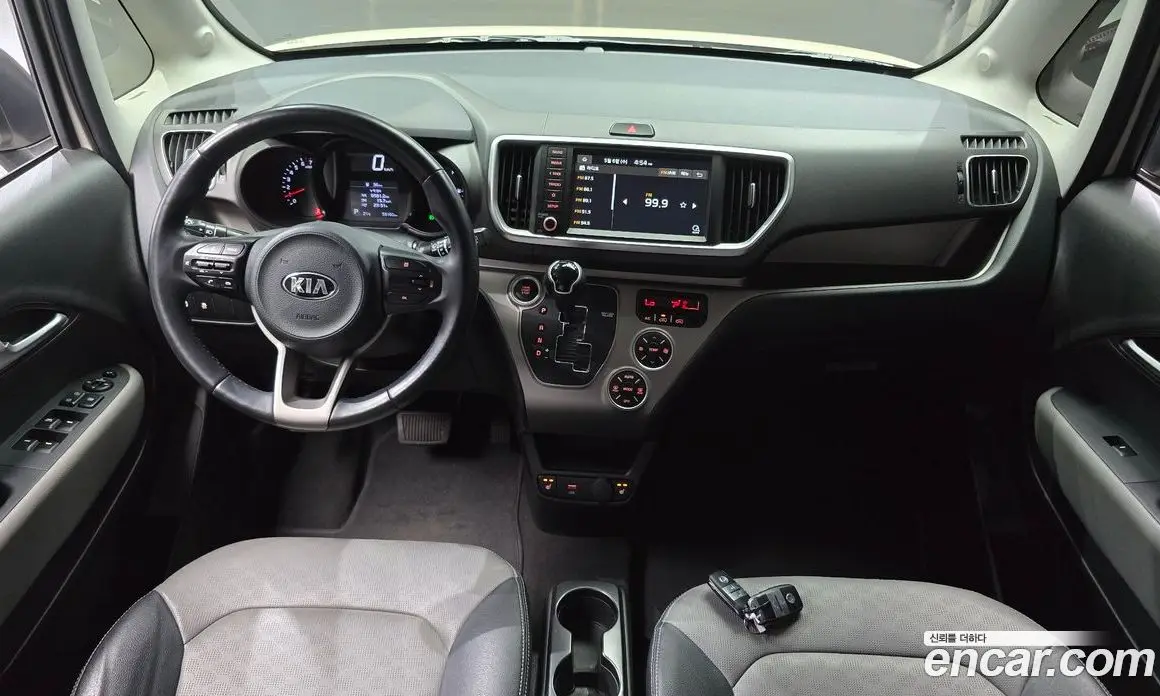 Kia Ray 2021 1.0 автомат (гидро), фото 10