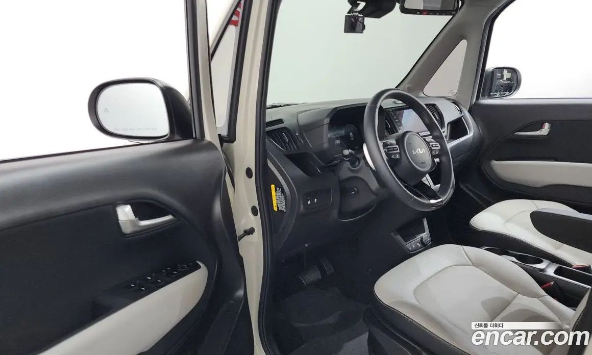 Kia Ray 2023 0.1 автомат (гидро), фото 13