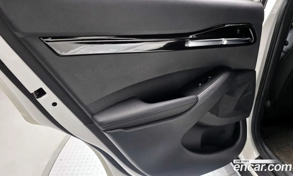Kia Seltos 2021 1.6 автомат (гидро), фото 15 Kia Seltos 2021 1.6 автомат (гидро), фото 15