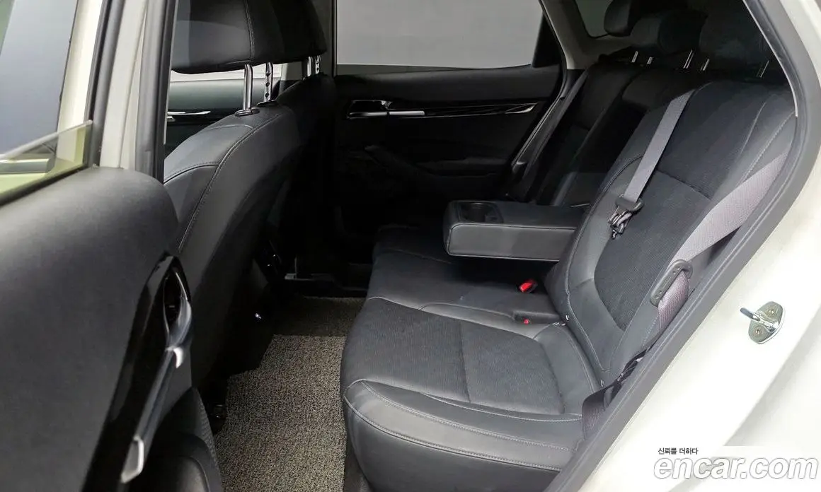 Kia Seltos 2021 1.6 автомат (гидро), фото 18 Kia Seltos 2021 1.6 автомат (гидро), фото 18