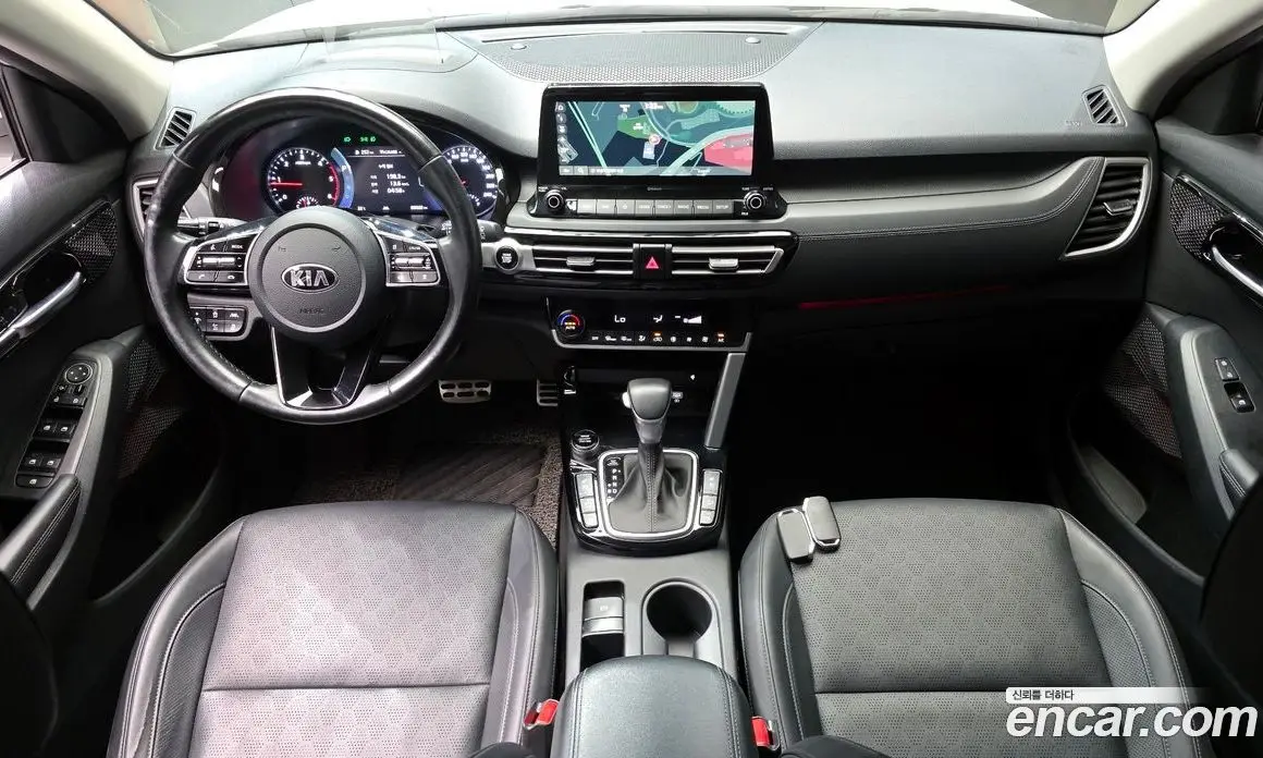 Kia Seltos 2021 1.6 автомат (гидро), фото 10 Kia Seltos 2021 1.6 автомат (гидро), фото 10