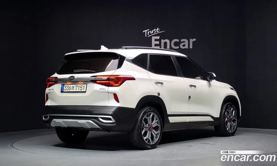 Kia Seltos 2021 1.6 автомат (гидро), фото 2 Kia Seltos 2021 1.6 автомат (гидро), фото 2