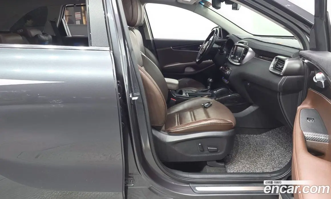 Kia Sorento 2015 2.2 автомат (гидро), фото 16