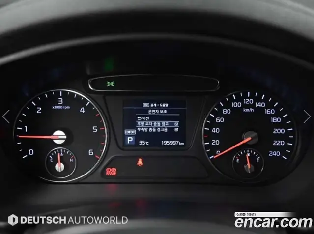 Kia Sorento 2017 2.2 автомат (гидро), миниатюра 8 Kia Sorento 2017 2.2 автомат (гидро), миниатюра 8