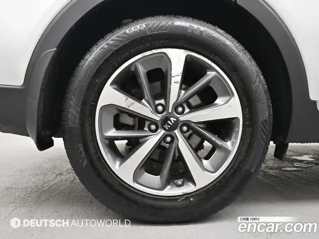 Kia Sorento 2018 2.0 автомат (гидро), миниатюра 5 Kia Sorento 2018 2.0 автомат (гидро), миниатюра 5