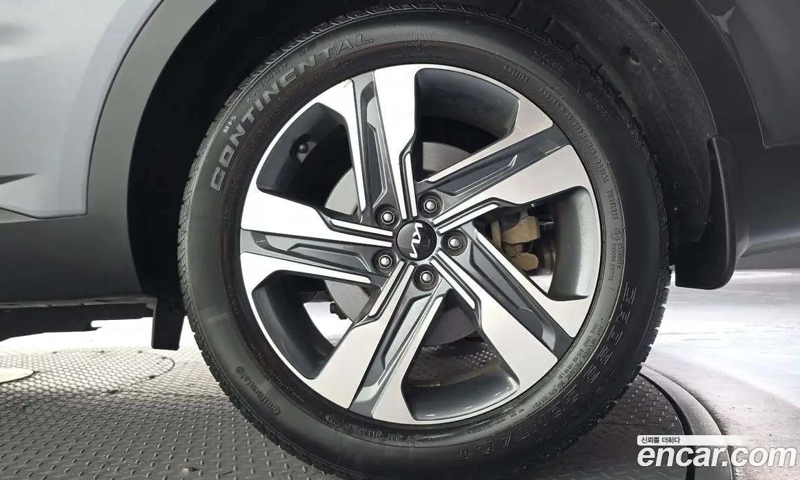 Kia Sorento 2022 1.6 автомат (гидро), фото 7