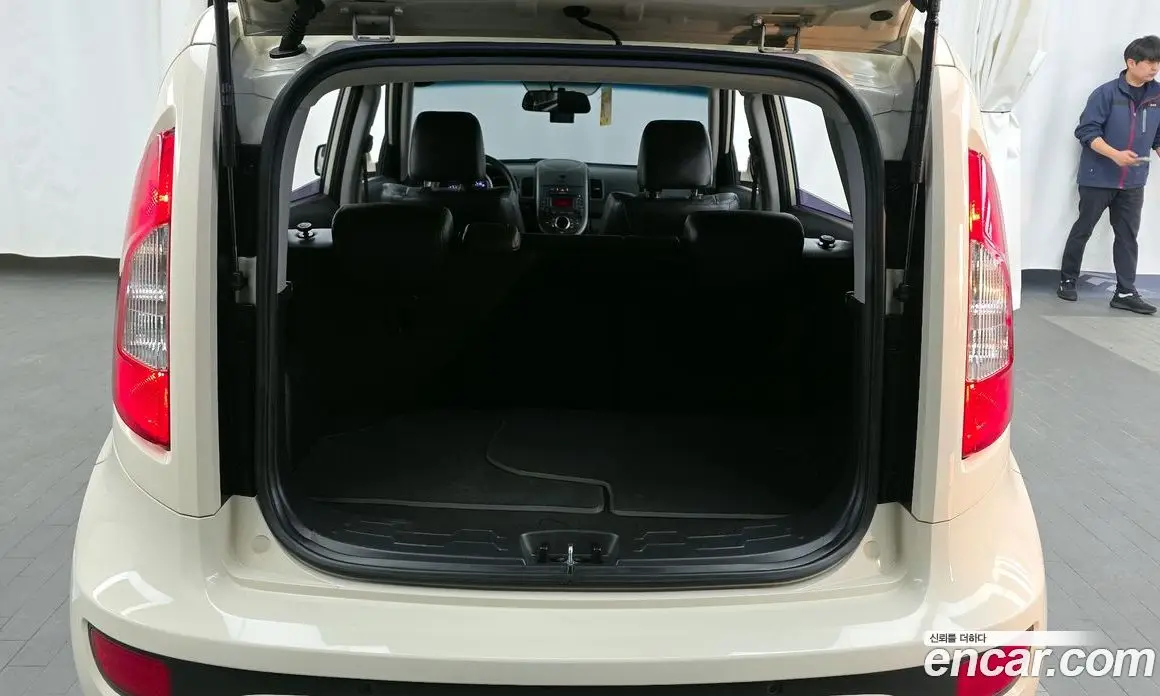Kia Soul 2012 1.6 автомат (гидро), фото 20
