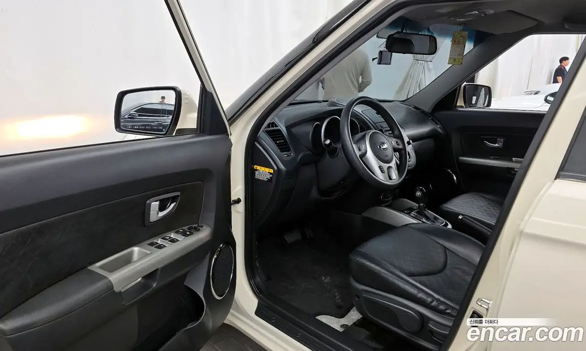 Kia Soul 2012 1.6 автомат (гидро), фото 10