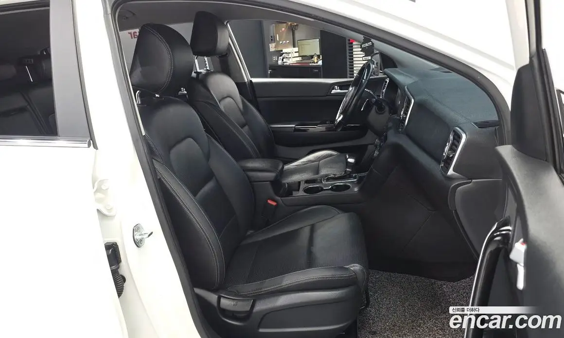 Kia Sportage 2016 2.0 автомат (гидро), фото 11 Kia Sportage 2016 2.0 автомат (гидро), фото 11