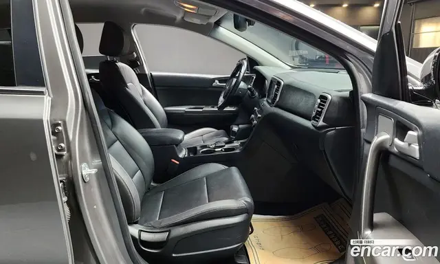 Kia Sportage 2017 2.0 автомат (гидро), миниатюра 10