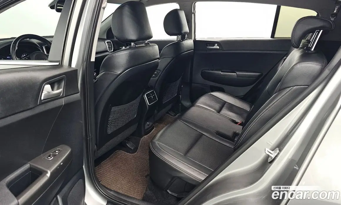 Kia Sportage 2019 2.0 автомат (гидро), фото 12