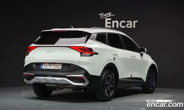 Kia Sportage 2022 1.6 автомат (гидро), миниатюра 2