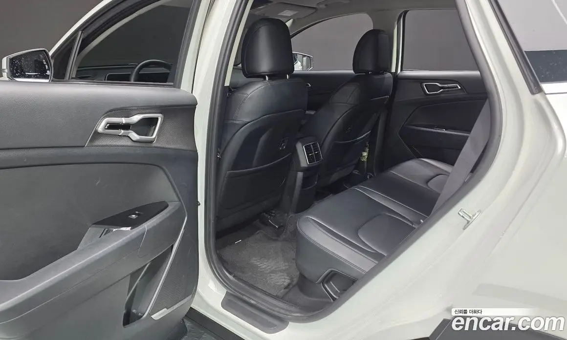 Kia Sportage 2022 1.6 автомат (гидро), фото 18