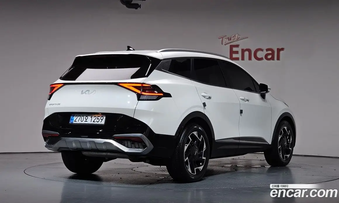 Kia Sportage 2022 1.6 автомат (гидро), фото 1 Kia Sportage 2022 1.6 автомат (гидро), фото 1