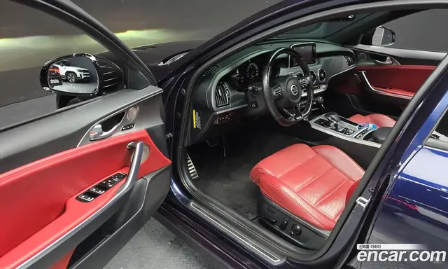 Kia Stinger 2017 3.3 автомат (гидро), миниатюра 11 Kia Stinger 2017 3.3 автомат (гидро), миниатюра 11