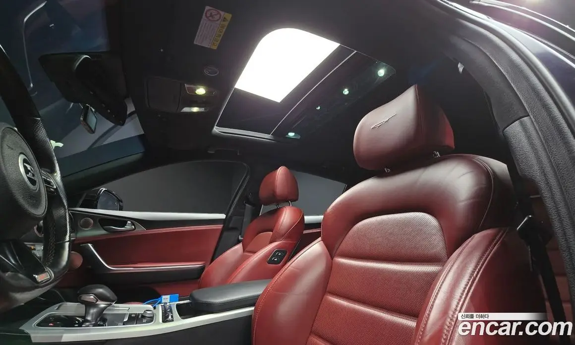Kia Stinger 2017 3.3 автомат (гидро), фото 19 Kia Stinger 2017 3.3 автомат (гидро), фото 19