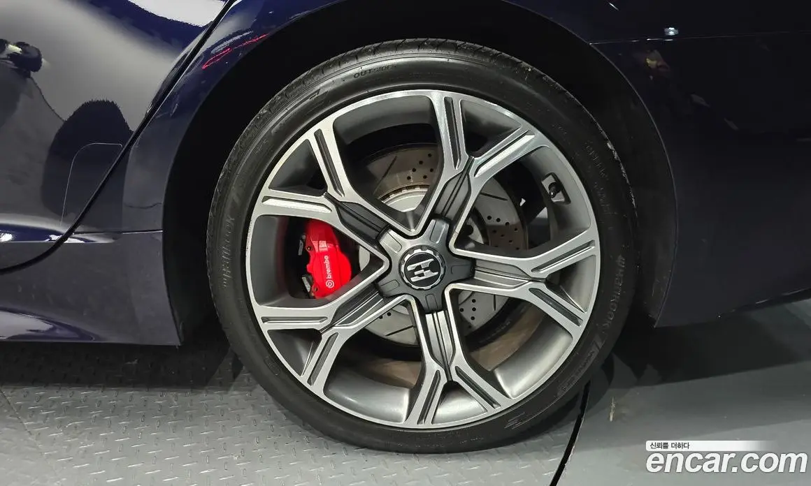 Kia Stinger 2017 3.3 автомат (гидро), фото 5 Kia Stinger 2017 3.3 автомат (гидро), фото 5
