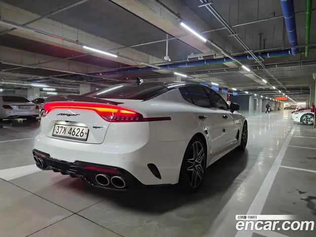 Kia Stinger 2017 2.0 автомат (гидро), миниатюра 5 Kia Stinger 2017 2.0 автомат (гидро), миниатюра 5