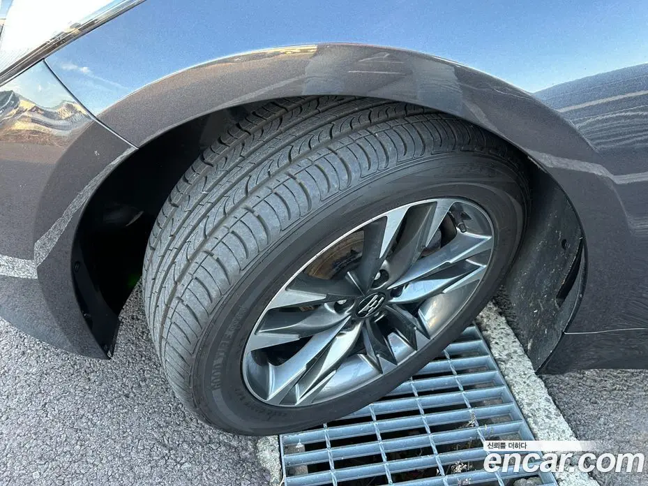 Kia Stinger 2018 2.2 автомат (гидро), фото 19 Kia Stinger 2018 2.2 автомат (гидро), фото 19