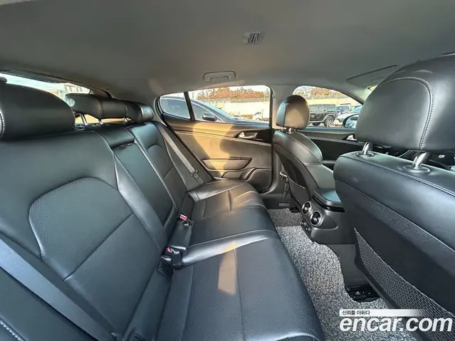 Kia Stinger 2018 2.2 автомат (гидро), миниатюра 9 Kia Stinger 2018 2.2 автомат (гидро), миниатюра 9