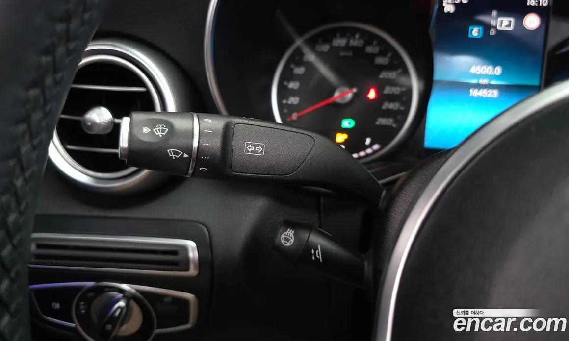Mercedes-Benz C-Class 2019 1.9 автомат (гидро), фото 20 Mercedes-Benz C-Class 2019 1.9 автомат (гидро), фото 20