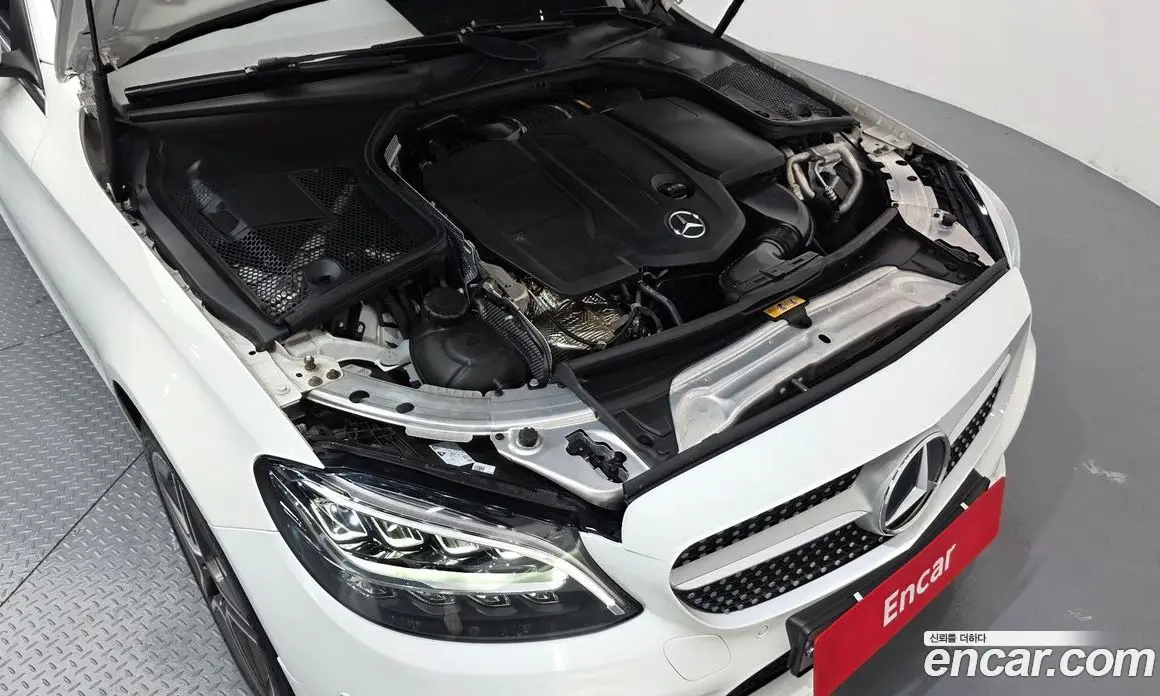 Mercedes-Benz C-Class 2019 1.9 автомат (гидро), фото 6 Mercedes-Benz C-Class 2019 1.9 автомат (гидро), фото 6