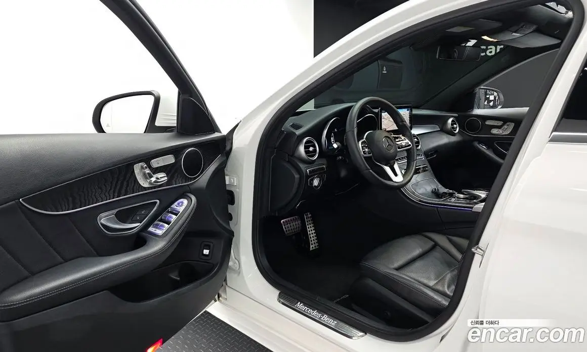 Mercedes-Benz C-Class 2019 1.9 автомат (гидро), фото 10 Mercedes-Benz C-Class 2019 1.9 автомат (гидро), фото 10