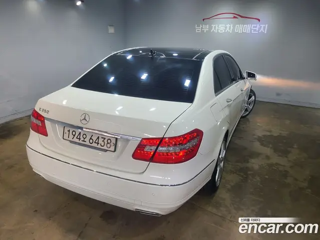 Mercedes-Benz E-Class 2012 3.5 автомат (гидро), миниатюра 5 Mercedes-Benz E-Class 2012 3.5 автомат (гидро), миниатюра 5