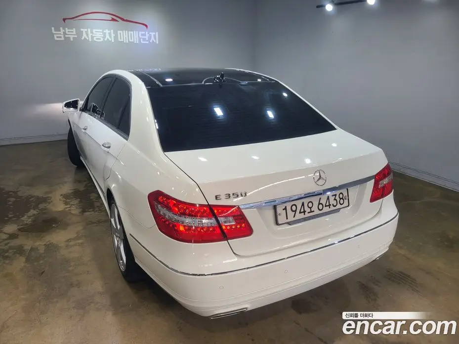 Mercedes-Benz E-Class 2012 3.5 автомат (гидро), фото 6 Mercedes-Benz E-Class 2012 3.5 автомат (гидро), фото 6