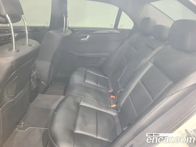 Mercedes-Benz E-Class 2012 3.5 автомат (гидро), миниатюра 8 Mercedes-Benz E-Class 2012 3.5 автомат (гидро), миниатюра 8