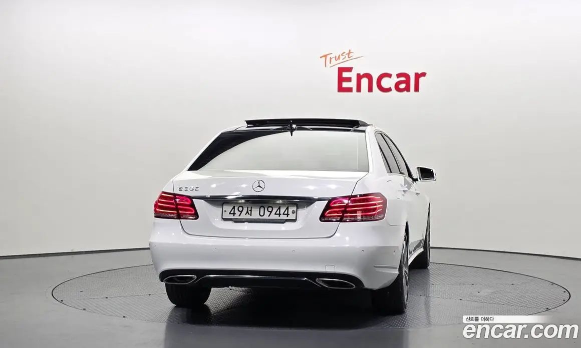 Mercedes-Benz E-Class 2013 3.5 автомат (гидро), фото 4