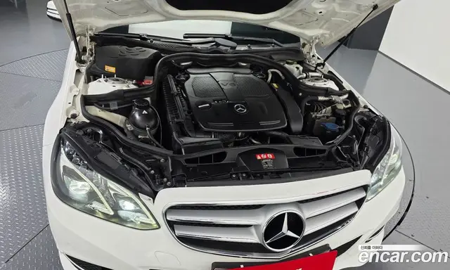 Mercedes-Benz E-Class 2013 3.5 автомат (гидро), миниатюра 6