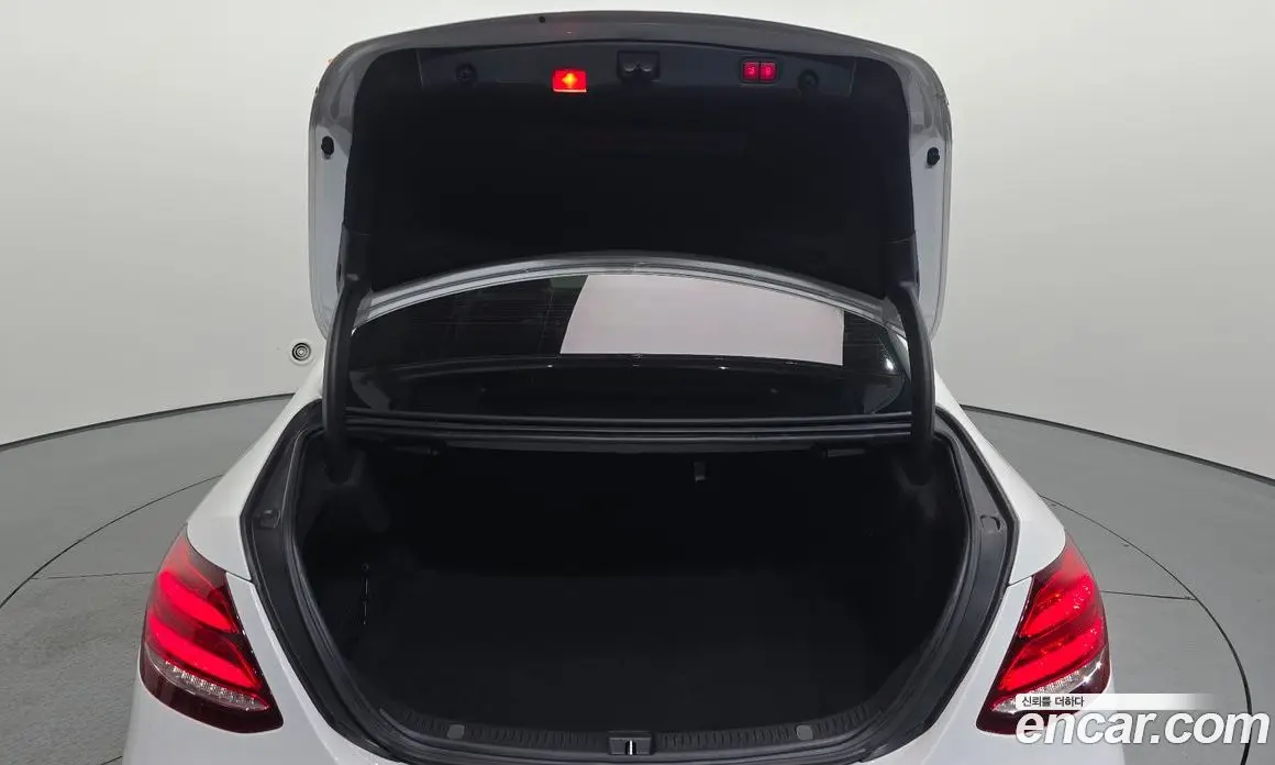 Mercedes-Benz E-Class 2017 2.0 автомат (гидро), фото 19