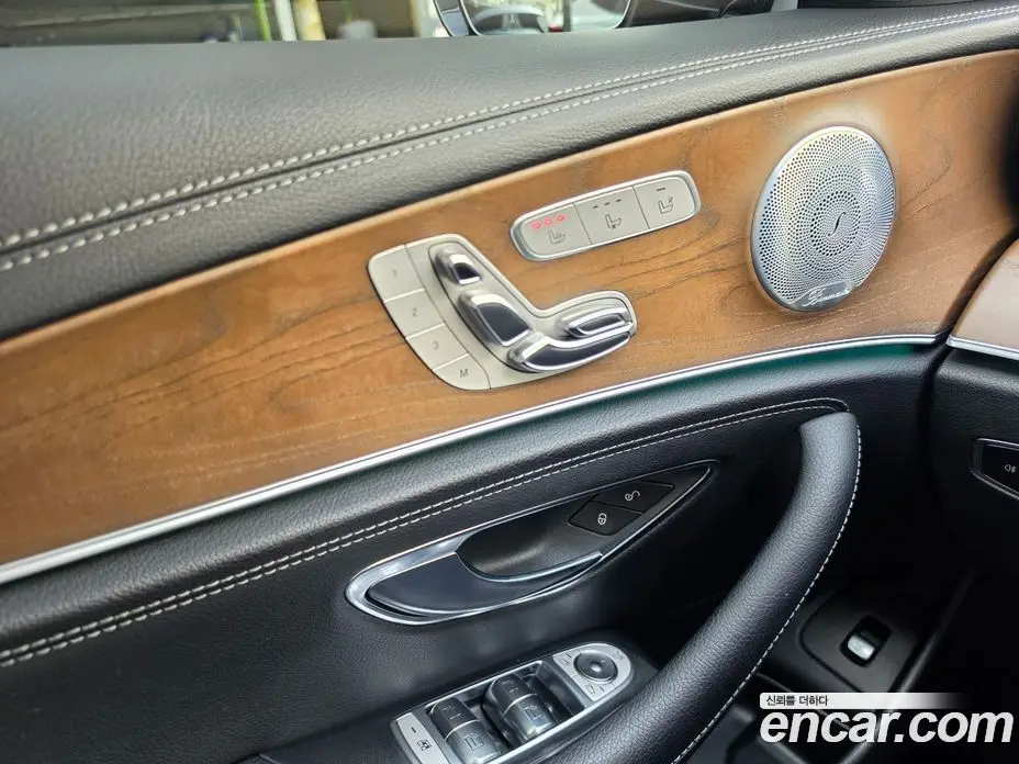 Mercedes-Benz E-Class 2018 2.0 автомат (гидро), фото 18