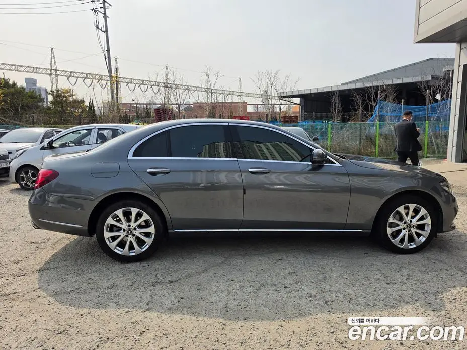 Mercedes-Benz E-Class 2018 2.0 автомат (гидро), фото 6