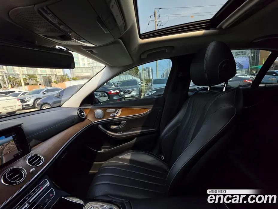 Mercedes-Benz E-Class 2018 2.0 автомат (гидро), фото 10