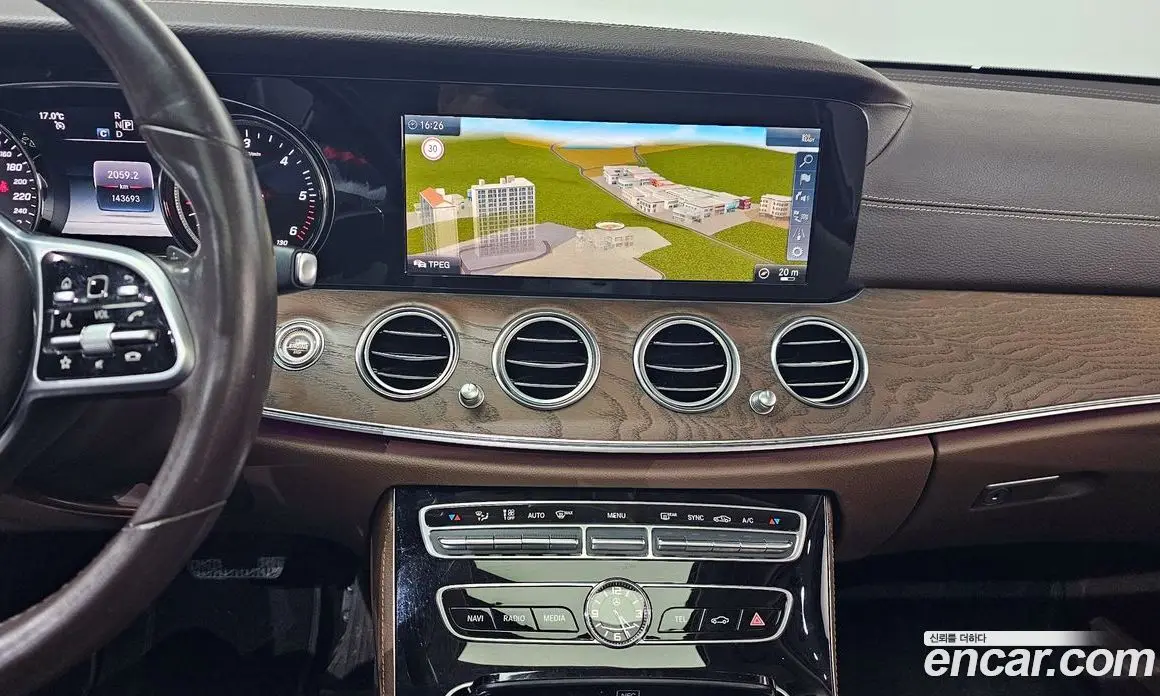 Mercedes-Benz E-Class 2019 1.9 автомат (гидро), фото 14